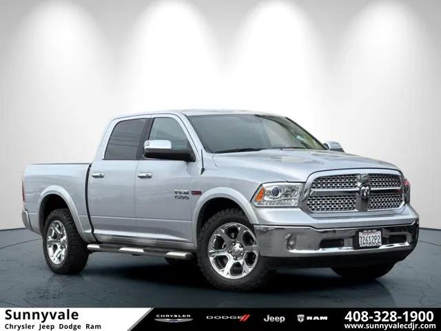 2018 RAM 1500 Laramie Crew Cab 4x4 57 Box