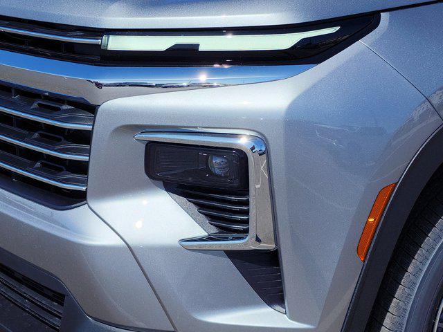 2025 Chevrolet Traverse FWD LT