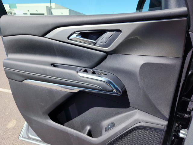 2025 Chevrolet Traverse FWD LT