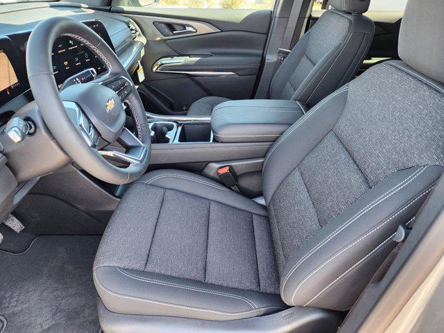 2025 Chevrolet Traverse FWD LT