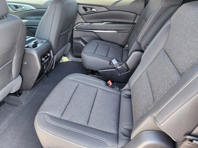 2025 Chevrolet Traverse FWD LT