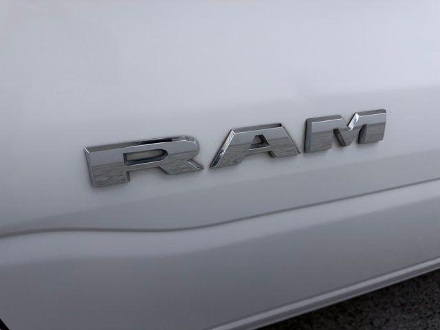 2023 Ram 1500 Big Horn Crew Cab 4x4 5'7" Box