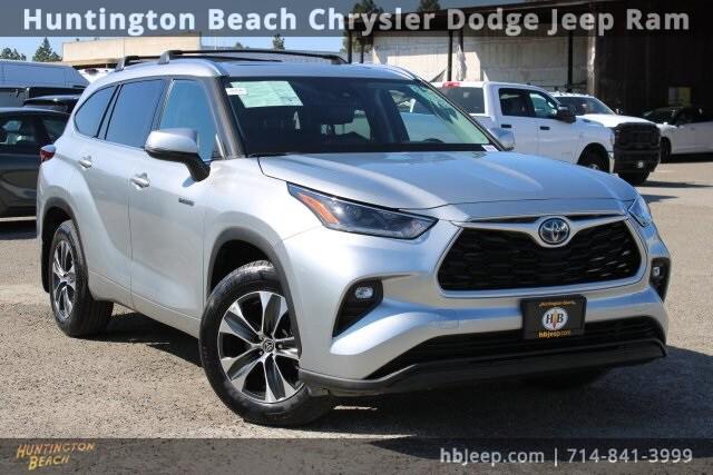 2021 Toyota Highlander Hybrid XLE for sale in Huntington Beach, CA