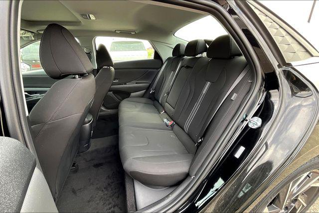 New 2025 Hyundai Elantra For Sale in Olive Branch, MS