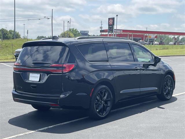 2025 Chrysler Pacifica PACIFICA LIMITED