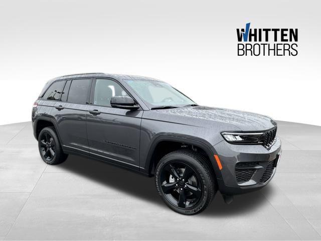 2025 Jeep Grand Cherokee GRAND CHEROKEE ALTITUDE 4X4