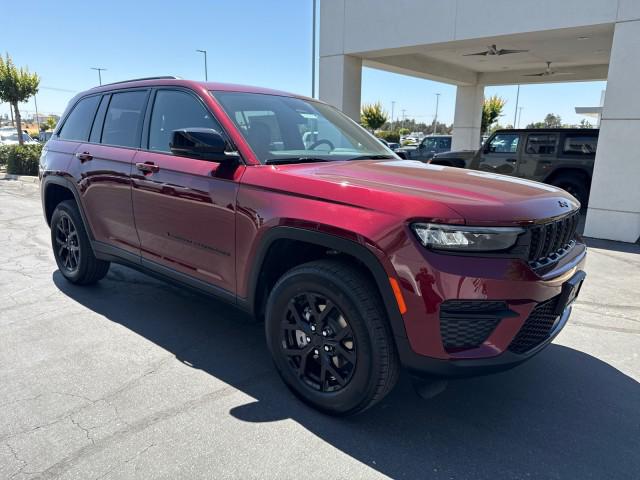 2025 Jeep Grand Cherokee GRAND CHEROKEE ALTITUDE 4X4