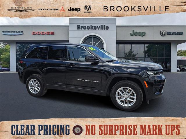 2025 Jeep Grand Cherokee GRAND CHEROKEE LAREDO X 4X2