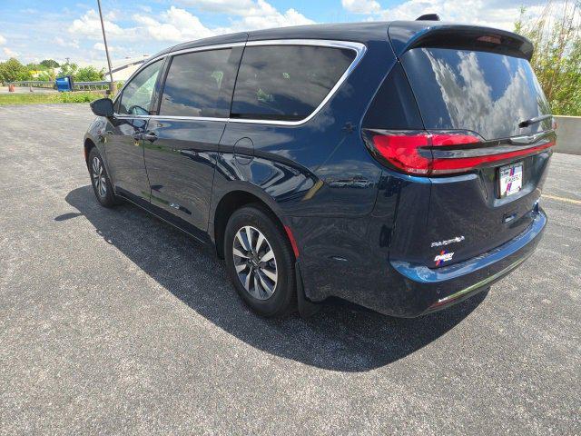 2025 Chrysler Pacifica Hybrid PACIFICA PLUG-IN HYBRID SELECT