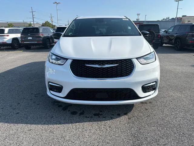 2025 Chrysler Pacifica Hybrid PACIFICA PLUG-IN HYBRID SELECT