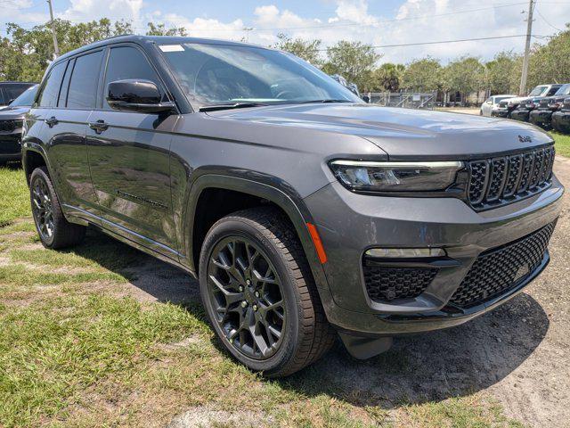 2025 Jeep Grand Cherokee GRAND CHEROKEE SUMMIT 4X4
