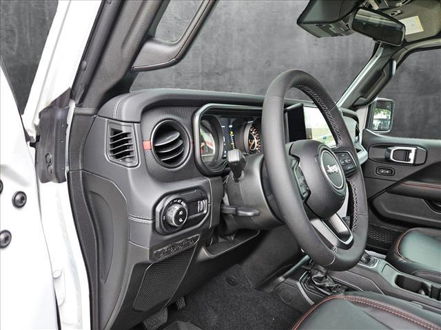 2025 Jeep Gladiator GLADIATOR RUBICON 4X4
