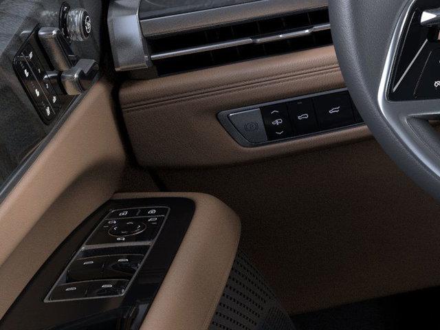 2025 Cadillac Escalade Luxury 2