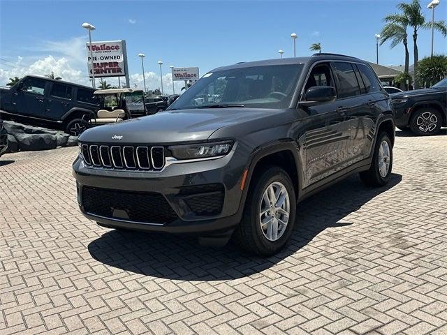 2025 Jeep Grand Cherokee GRAND CHEROKEE LAREDO X 4X4