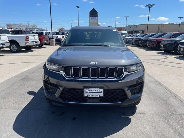 2025 Jeep Grand Cherokee GRAND CHEROKEE LAREDO X 4X4