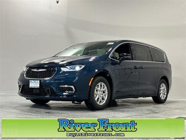 2025 Chrysler Pacifica PACIFICA SELECT