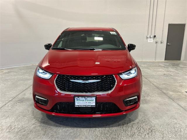 2025 Chrysler Pacifica PACIFICA SELECT