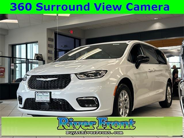 2025 Chrysler Pacifica PACIFICA SELECT