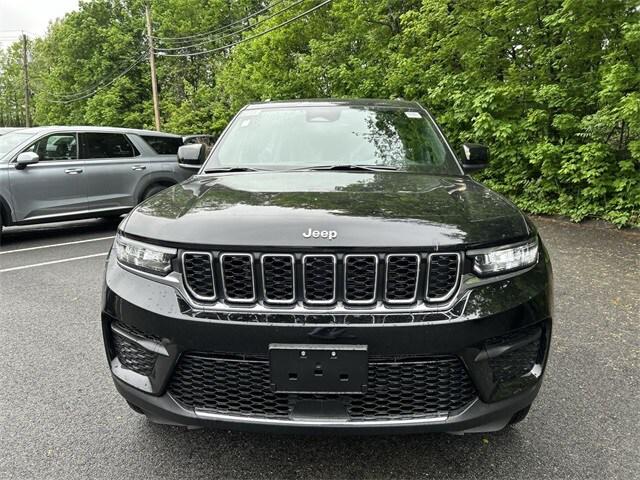 2025 Jeep Grand Cherokee GRAND CHEROKEE LAREDO X 4X4