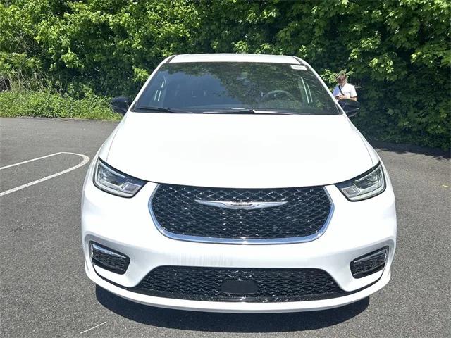 2025 Chrysler Pacifica Hybrid PACIFICA PLUG-IN HYBRID SELECT