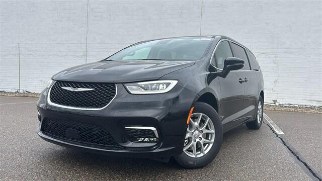 2025 Chrysler Pacifica PACIFICA SELECT
