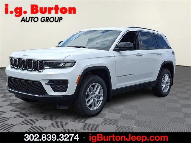 2025 Jeep Grand Cherokee GRAND CHEROKEE LAREDO X 4X4