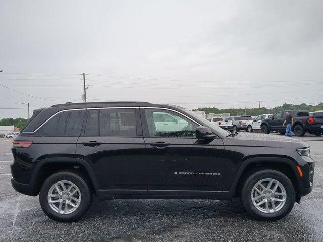 2025 Jeep Grand Cherokee GRAND CHEROKEE LAREDO X 4X2