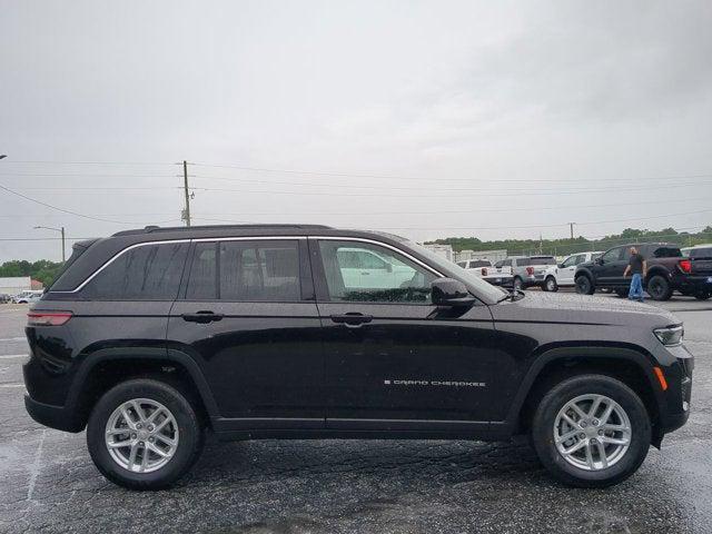 2025 Jeep Grand Cherokee GRAND CHEROKEE LAREDO X 4X2
