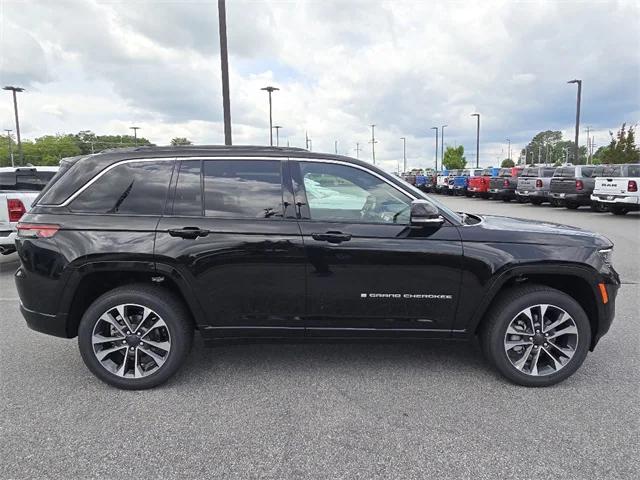 2025 Jeep Grand Cherokee GRAND CHEROKEE OVERLAND 4X4