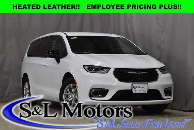 2025 Chrysler Pacifica PACIFICA SELECT