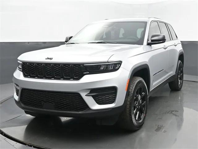 2025 Jeep Grand Cherokee GRAND CHEROKEE ALTITUDE 4X4
