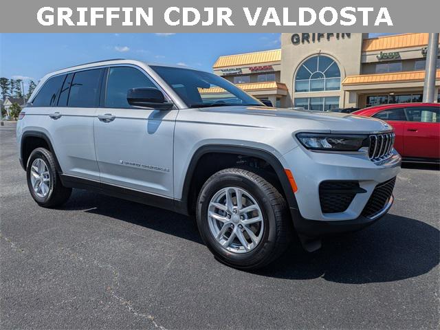 2025 Jeep Grand Cherokee GRAND CHEROKEE LAREDO X 4X2 2025 Jeep Grand Cherokee GRAND CHEROKEE LAREDO X 4X2