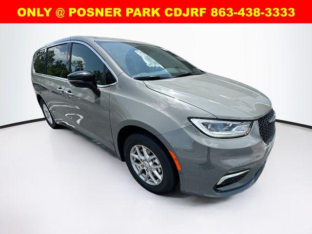 2025 Chrysler Pacifica PACIFICA SELECT