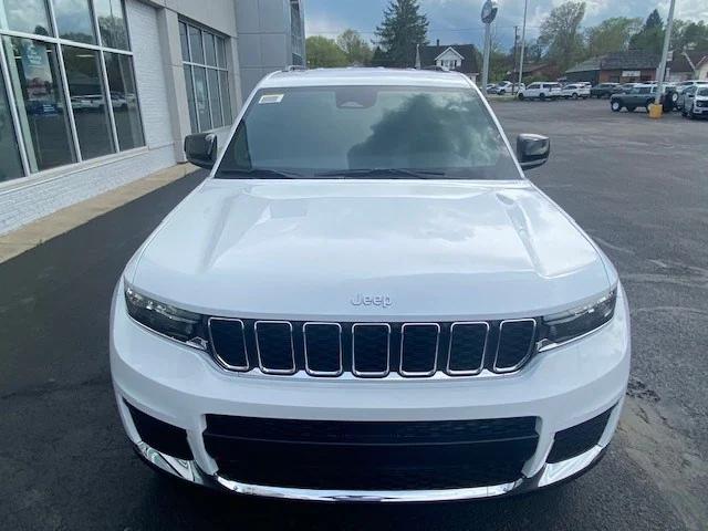 2025 Jeep Grand Cherokee GRAND CHEROKEE L LAREDO 4X4