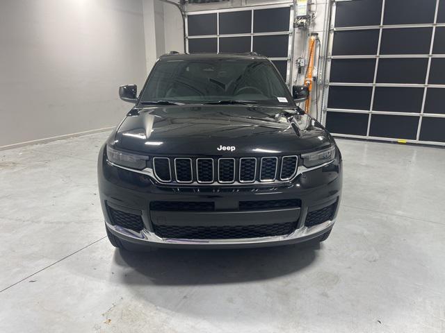 2025 Jeep Grand Cherokee GRAND CHEROKEE L LAREDO X 4X2
