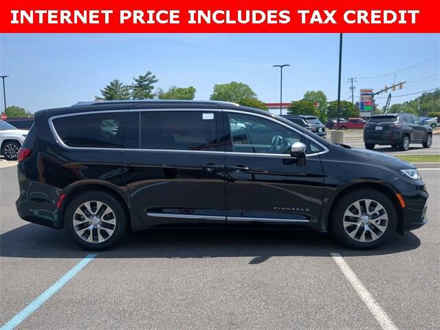 2025 Chrysler Pacifica Hybrid PACIFICA PLUG-IN HYBRID PINNACLE