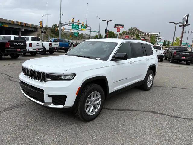 2025 Jeep Grand Cherokee GRAND CHEROKEE L LAREDO 4X4 2025 Jeep Grand Cherokee GRAND CHEROKEE L LAREDO 4X4