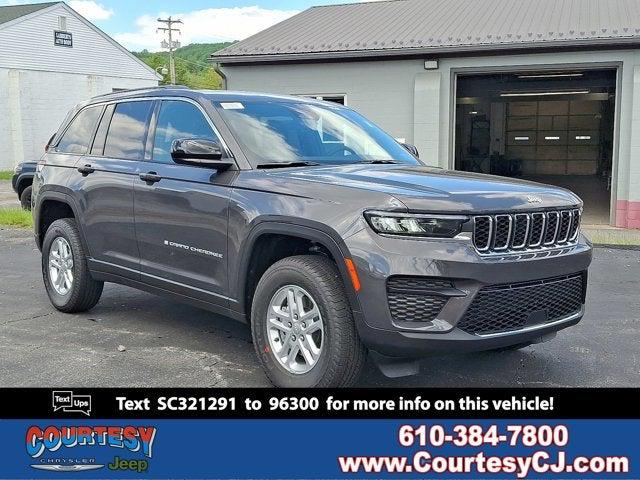 2025 Jeep Grand Cherokee GRAND CHEROKEE LAREDO 4X4
