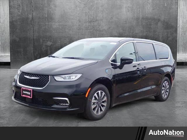 2025 Chrysler Pacifica Hybrid PACIFICA PLUG-IN HYBRID SELECT
