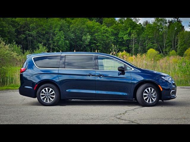 2025 Chrysler Pacifica Hybrid PACIFICA PLUG-IN HYBRID SELECT