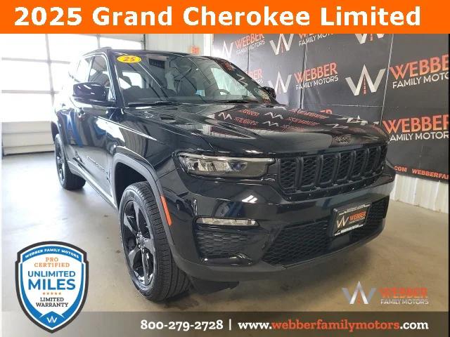2025 Jeep Grand Cherokee GRAND CHEROKEE LIMITED 4X4