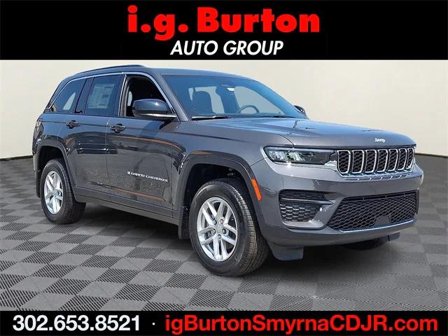 2025 Jeep Grand Cherokee GRAND CHEROKEE LAREDO X 4X4