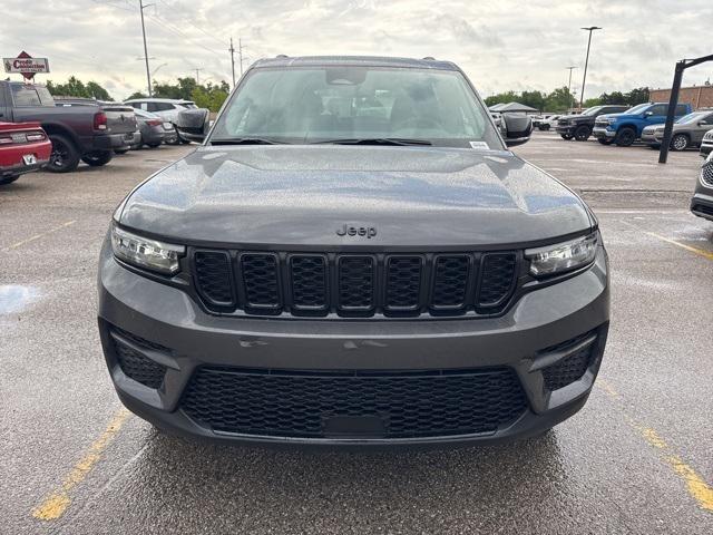 2025 Jeep Grand Cherokee GRAND CHEROKEE ALTITUDE 4X4