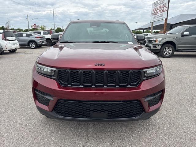 2025 Jeep Grand Cherokee GRAND CHEROKEE ALTITUDE 4X4