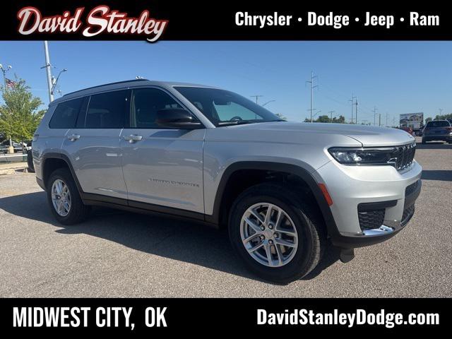 2025 Jeep Grand Cherokee GRAND CHEROKEE L LAREDO 4X4