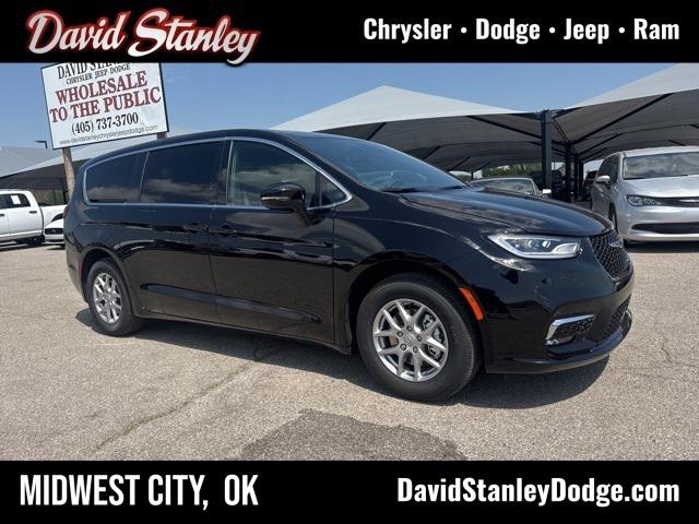 2025 Chrysler Pacifica PACIFICA SELECT