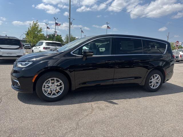 2025 Chrysler Pacifica PACIFICA SELECT