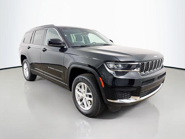 2025 Jeep Grand Cherokee GRAND CHEROKEE L LAREDO 4X4