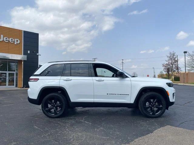 2025 Jeep Grand Cherokee GRAND CHEROKEE ALTITUDE X 4X4