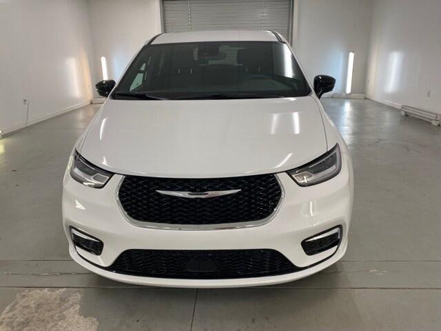 2025 Chrysler Pacifica PACIFICA SELECT